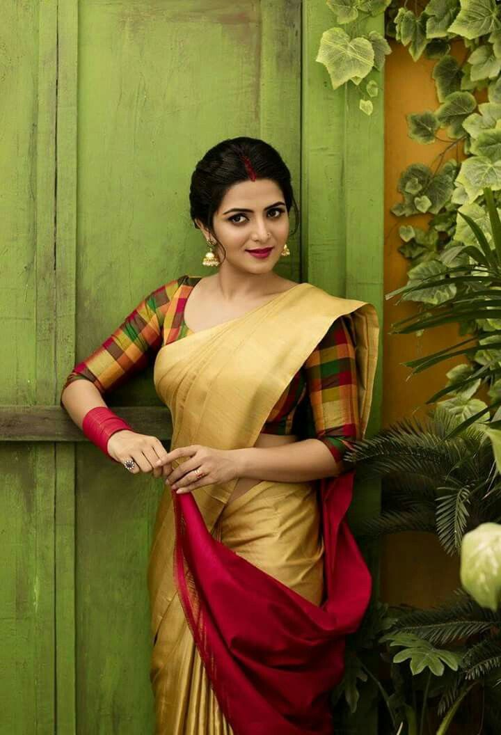 How to wear / style a saree